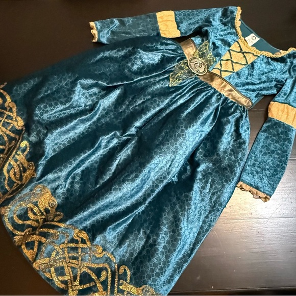 Disney store Merida costume dress - Picture 1 of 7